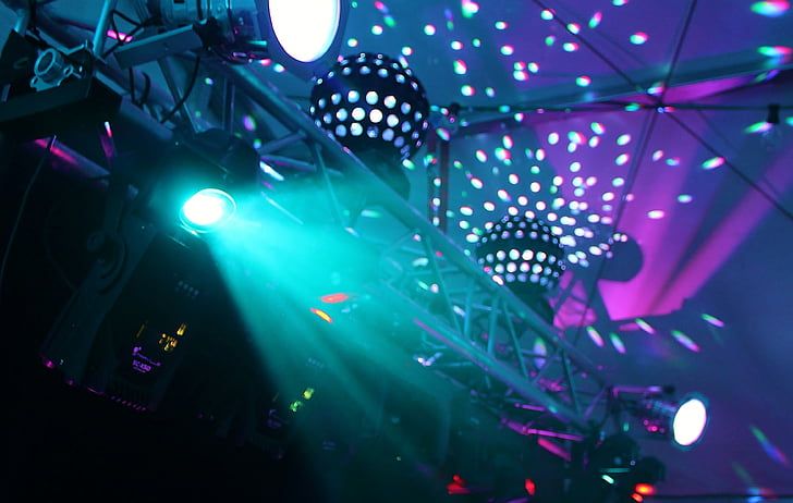 Eclairage Dance floor, soirée dansante, DJ, discothèque mobile, piste de danse